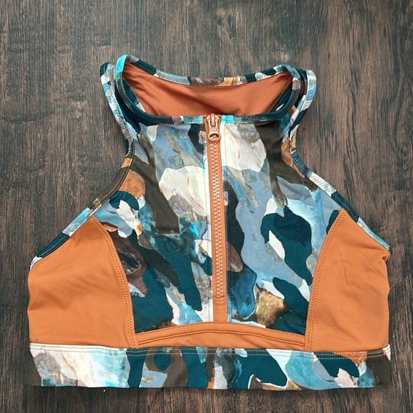 Fabletics Zip Up Midi Swim Top in Paintbrush Camo/Sequoia - Picture 3 of 7